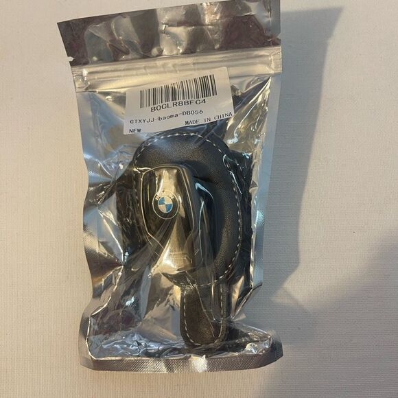 BMW Logo Sunglass Holder for Car Black PU Leather NWT - Picture 12 of 12